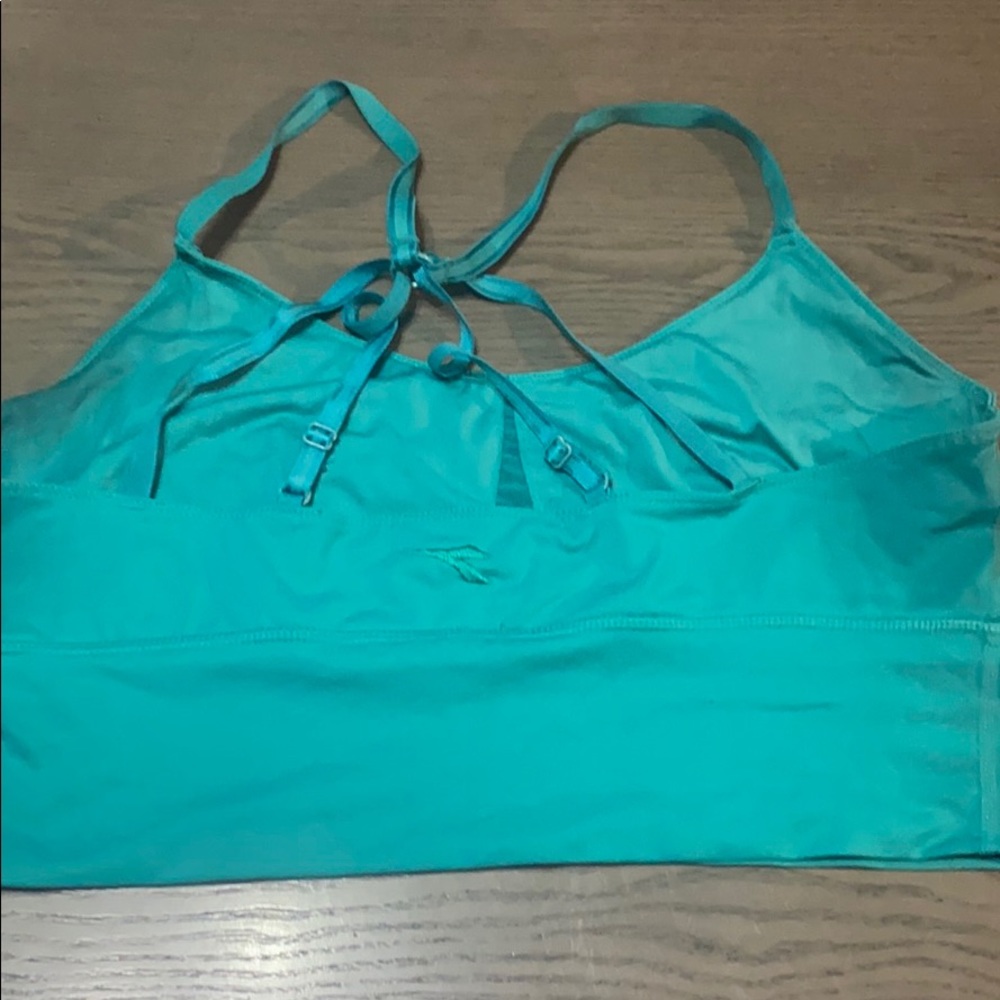 Diadora bra